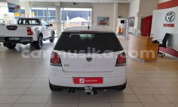 Acheter Occasion Voiture Volkswagen Polo GTI Blanc à Beitbridge, Matabeleland South Acheter Occasion Voiture Volkswagen Polo GTI Blanc à Beitbridge, Matabeleland South