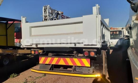 Acheter Occasion Utilitaire Toyota DA Blanc à Beitbridge, Matabeleland South Acheter Occasion Utilitaire Toyota DA Blanc à Beitbridge, Matabeleland South