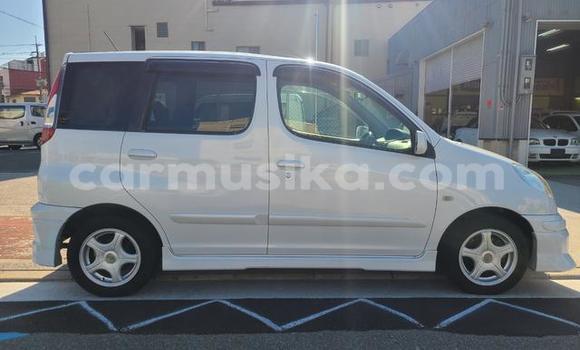 Buy Used Toyota FunCargo White Car in Beitbridge in Matabeleland South Buy Used Toyota FunCargo White Car in Beitbridge in Matabeleland South
