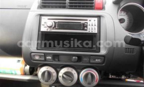 Buy Used Honda Fit White Car in Beitbridge in Matabeleland South Buy Used Honda Fit White Car in Beitbridge in Matabeleland South