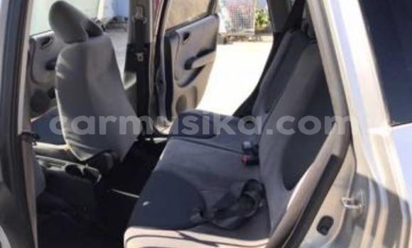 Nunua Ilio tumika Honda Fit Fedha Gari ndani ya Beitbridge nchini Matabeleland Kusini Nunua Ilio tumika Honda Fit Fedha Gari ndani ya Beitbridge nchini Matabeleland Kusini