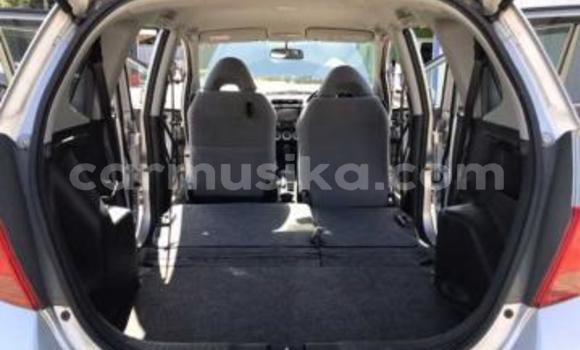 Nunua Ilio tumika Honda Fit Fedha Gari ndani ya Beitbridge nchini Matabeleland Kusini Nunua Ilio tumika Honda Fit Fedha Gari ndani ya Beitbridge nchini Matabeleland Kusini