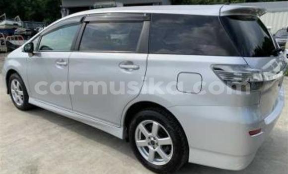 Nunua Ilio tumika Toyota Wish Fedha Gari ndani ya Beitbridge nchini Matabeleland Kusini Nunua Ilio tumika Toyota Wish Fedha Gari ndani ya Beitbridge nchini Matabeleland Kusini