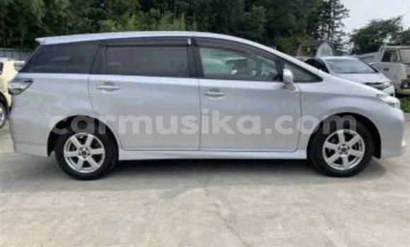Nunua Ilio tumika Toyota Wish Fedha Gari ndani ya Beitbridge nchini Matabeleland Kusini Nunua Ilio tumika Toyota Wish Fedha Gari ndani ya Beitbridge nchini Matabeleland Kusini