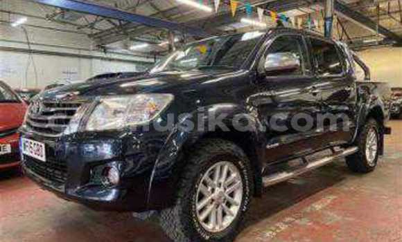 Tenga Tsaru Toyota Hilux Bhuruu Mota in Beitbridge in Matabeleland South Tenga Tsaru Toyota Hilux Bhuruu Mota in Beitbridge in Matabeleland South