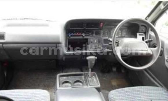 Acheter Occasion Voiture Toyota Hiace Gris à Beitbridge, Matabeleland South Acheter Occasion Voiture Toyota Hiace Gris à Beitbridge, Matabeleland South