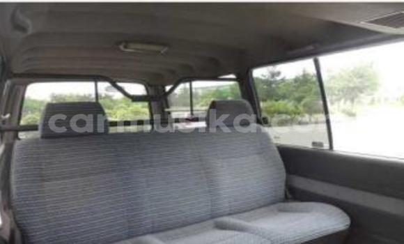 Acheter Occasion Voiture Toyota Hiace Gris à Beitbridge, Matabeleland South Acheter Occasion Voiture Toyota Hiace Gris à Beitbridge, Matabeleland South