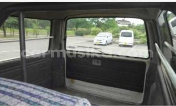 Acheter Occasion Voiture Toyota Hiace Gris à Beitbridge, Matabeleland South Acheter Occasion Voiture Toyota Hiace Gris à Beitbridge, Matabeleland South