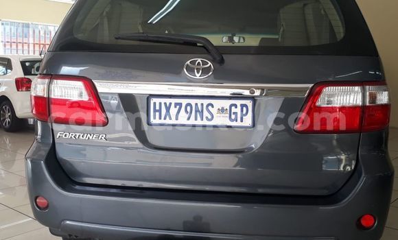 Buy Used Toyota Fortuner Silver Car in Beitbridge in Matabeleland South Buy Used Toyota Fortuner Silver Car in Beitbridge in Matabeleland South