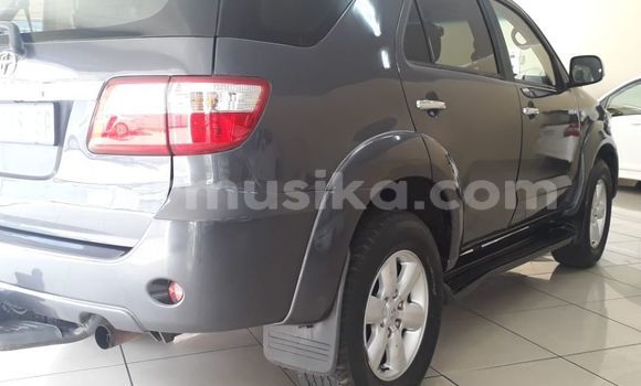 Buy Used Toyota Fortuner Silver Car in Beitbridge in Matabeleland South Buy Used Toyota Fortuner Silver Car in Beitbridge in Matabeleland South