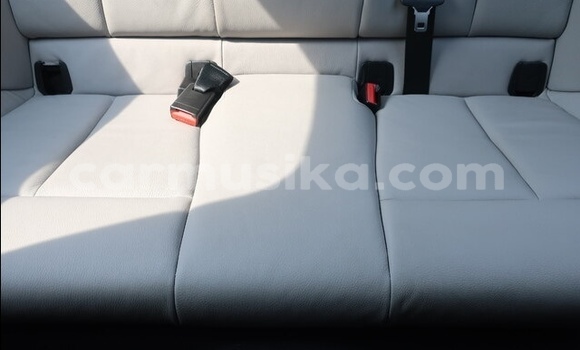 Acheter Occasion Voiture BMW 1-Series Blanc à Beitbridge, Matabeleland South Acheter Occasion Voiture BMW 1-Series Blanc à Beitbridge, Matabeleland South