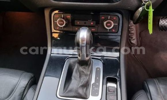 Acheter Occasion Voiture Volkswagen Touareg Gris à Beitbridge, Matabeleland South Acheter Occasion Voiture Volkswagen Touareg Gris à Beitbridge, Matabeleland South
