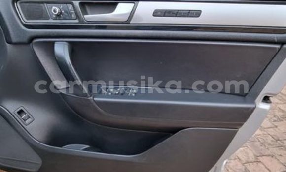 Acheter Occasion Voiture Volkswagen Touareg Gris à Beitbridge, Matabeleland South Acheter Occasion Voiture Volkswagen Touareg Gris à Beitbridge, Matabeleland South