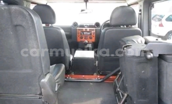Acheter Occasion Voiture Land Rover Defender Autre à Bulawayo, Bulawayo Acheter Occasion Voiture Land Rover Defender Autre à Bulawayo, Bulawayo