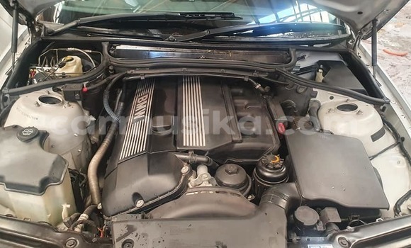 Buy Import BMW 3–Series Silver Car in Harare in Harare Buy Import BMW 3–Series Silver Car in Harare in Harare