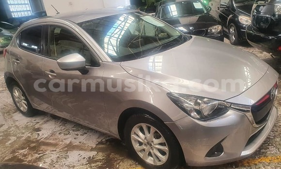 Acheter Import Voiture Mazda Demio Gris à Harare, Harare Acheter Import Voiture Mazda Demio Gris à Harare, Harare