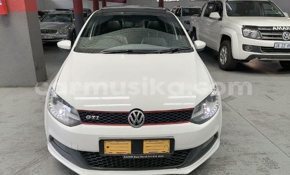 Tenga Tsaru Volkswagen Polo GTI Chena Mota in Beitbridge in Matabeleland South