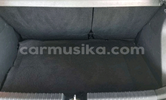 Acheter Occasion Voiture Hyundai i20 Blanc à Borrowdale, Harare Acheter Occasion Voiture Hyundai i20 Blanc à Borrowdale, Harare