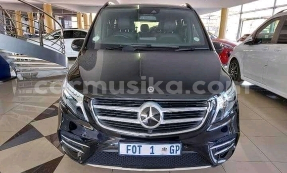 Acheter Occasion Voiture Mercedes‒Benz Viano Noir à Bulawayo, Bulawayo Acheter Occasion Voiture Mercedes‒Benz Viano Noir à Bulawayo, Bulawayo