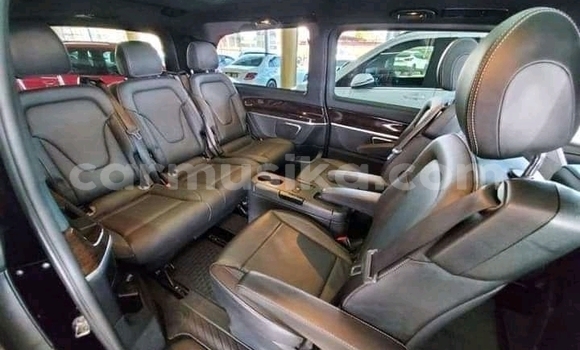 Acheter Occasion Voiture Mercedes‒Benz Viano Noir à Bulawayo, Bulawayo Acheter Occasion Voiture Mercedes‒Benz Viano Noir à Bulawayo, Bulawayo