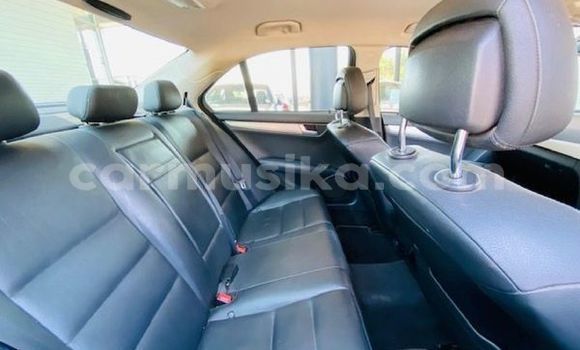 Tenga Tsaru Mercedes-Benz C-Classe Sirivha Mota in Beitbridge in Matabeleland South Tenga Tsaru Mercedes-Benz C-Classe Sirivha Mota in Beitbridge in Matabeleland South