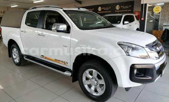 Acheter Occasion Voiture Isuzu KB Blanc à Beitbridge, Matabeleland South Acheter Occasion Voiture Isuzu KB Blanc à Beitbridge, Matabeleland South