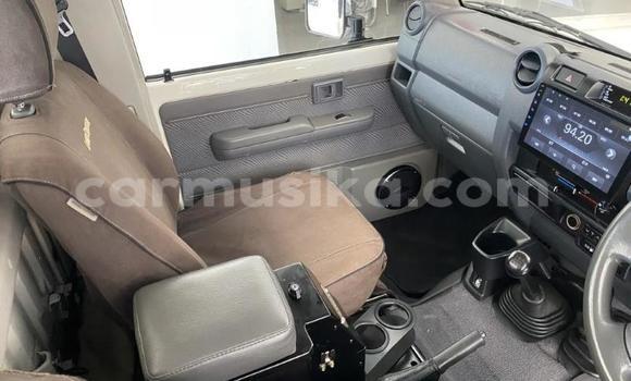 Tenga Tsaru Toyota Land Cruiser Chena Mota in Beitbridge in Matabeleland South Tenga Tsaru Toyota Land Cruiser Chena Mota in Beitbridge in Matabeleland South