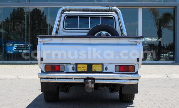 Acheter Occasion Voiture Toyota Land Cruiser Gris à Beitbridge, Matabeleland South Acheter Occasion Voiture Toyota Land Cruiser Gris à Beitbridge, Matabeleland South