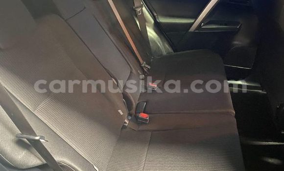 Acheter Occasion Voiture Toyota RAV4 Blanc à Beitbridge, Matabeleland South Acheter Occasion Voiture Toyota RAV4 Blanc à Beitbridge, Matabeleland South