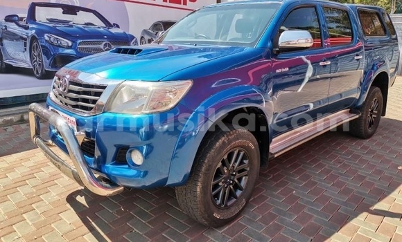 Tenga Tsaru Toyota Hilux Bhuruu Mota in Bulawayo in Bulawayo Tenga Tsaru Toyota Hilux Bhuruu Mota in Bulawayo in Bulawayo