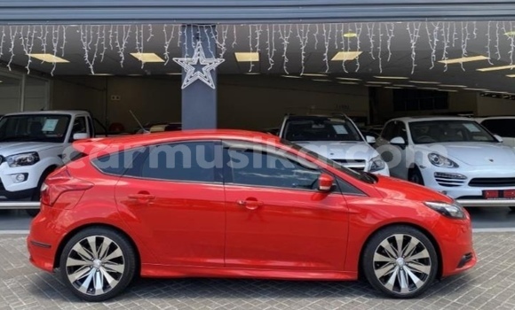 Buy Used Ford Focus Red Car in Beitbridge in Matabeleland South