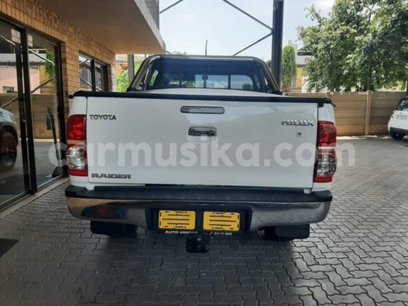 Big with watermark toyota hilux matabeleland south beitbridge 25817