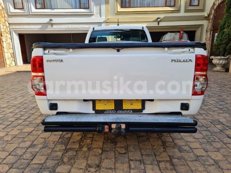 Big with watermark toyota hilux matabeleland south beitbridge 25818