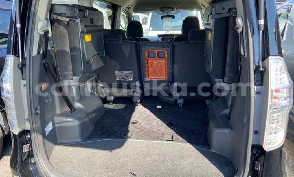 Buy Import Toyota Noah Black Car in Beitbridge in Matabeleland South Buy Import Toyota Noah Black Car in Beitbridge in Matabeleland South