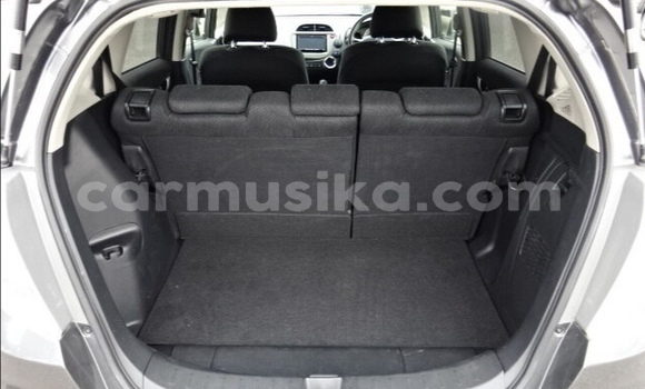 Acheter Occasion Voiture Honda Fit Noir à Beitbridge, Matabeleland South Acheter Occasion Voiture Honda Fit Noir à Beitbridge, Matabeleland South