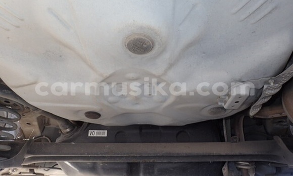 Acheter Occasion Voiture Toyota Vitz Beige à Beitbridge, Matabeleland South Acheter Occasion Voiture Toyota Vitz Beige à Beitbridge, Matabeleland South