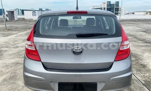 Acheter Occasion Voiture Hyundai i30 Gris à Beitbridge, Matabeleland South Acheter Occasion Voiture Hyundai i30 Gris à Beitbridge, Matabeleland South