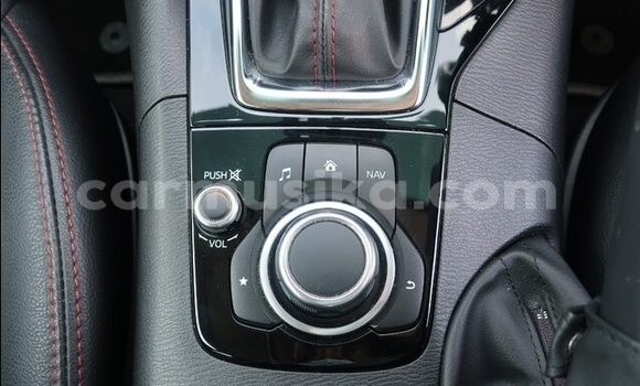 Nunua Ilio tumika Mazda 3 Nyeusi Gari ndani ya Beitbridge nchini Matabeleland Kusini Nunua Ilio tumika Mazda 3 Nyeusi Gari ndani ya Beitbridge nchini Matabeleland Kusini