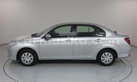 Nunua Ilio tumika Toyota Corolla Fedha Gari ndani ya Beitbridge nchini Matabeleland Kusini Nunua Ilio tumika Toyota Corolla Fedha Gari ndani ya Beitbridge nchini Matabeleland Kusini