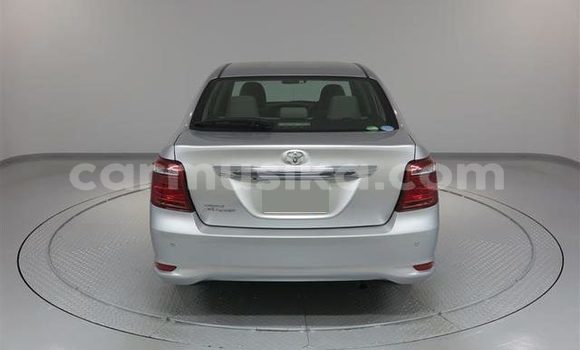 Nunua Ilio tumika Toyota Corolla Fedha Gari ndani ya Beitbridge nchini Matabeleland Kusini Nunua Ilio tumika Toyota Corolla Fedha Gari ndani ya Beitbridge nchini Matabeleland Kusini