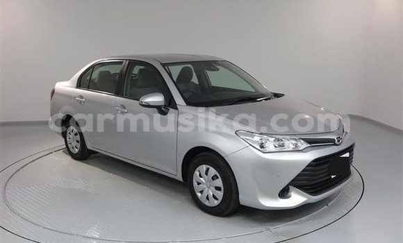 Nunua Ilio tumika Toyota Corolla Fedha Gari ndani ya Beitbridge nchini Matabeleland Kusini Nunua Ilio tumika Toyota Corolla Fedha Gari ndani ya Beitbridge nchini Matabeleland Kusini