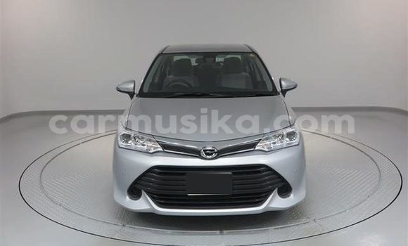 Nunua Ilio tumika Toyota Corolla Fedha Gari ndani ya Beitbridge nchini Matabeleland Kusini Nunua Ilio tumika Toyota Corolla Fedha Gari ndani ya Beitbridge nchini Matabeleland Kusini