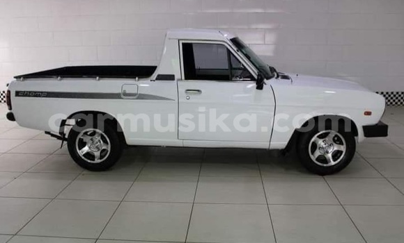 Tenga Tsaru Nissan 100NX Chena Mota in Beitbridge in Matabeleland South Tenga Tsaru Nissan 100NX Chena Mota in Beitbridge in Matabeleland South