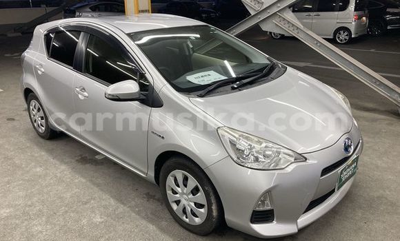 Tenga Tsaru Toyota Aqua Sirivha Mota in Beitbridge in Matabeleland South