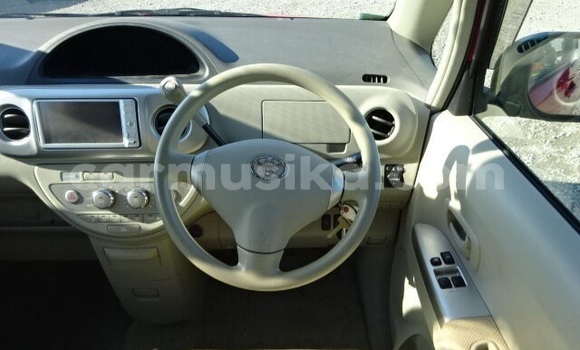 Acheter Occasion Voiture Toyota Porte Rouge à Beitbridge, Matabeleland South Acheter Occasion Voiture Toyota Porte Rouge à Beitbridge, Matabeleland South