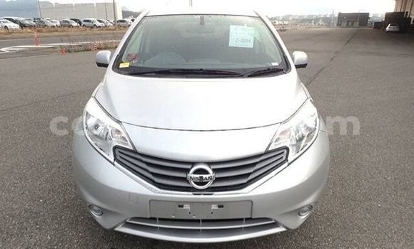 Acheter Occasion Voiture Nissan Note Gris à Beitbridge, Matabeleland South Acheter Occasion Voiture Nissan Note Gris à Beitbridge, Matabeleland South
