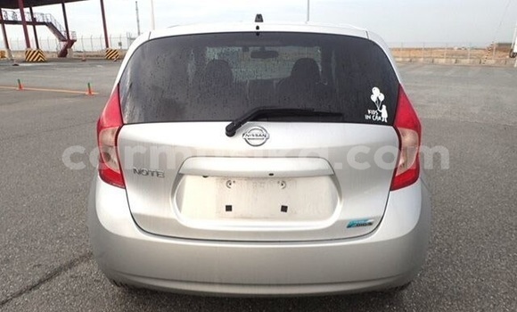 Acheter Occasion Voiture Nissan Note Gris à Beitbridge, Matabeleland South Acheter Occasion Voiture Nissan Note Gris à Beitbridge, Matabeleland South