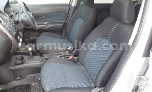 Acheter Occasion Voiture Nissan Note Gris à Beitbridge, Matabeleland South Acheter Occasion Voiture Nissan Note Gris à Beitbridge, Matabeleland South