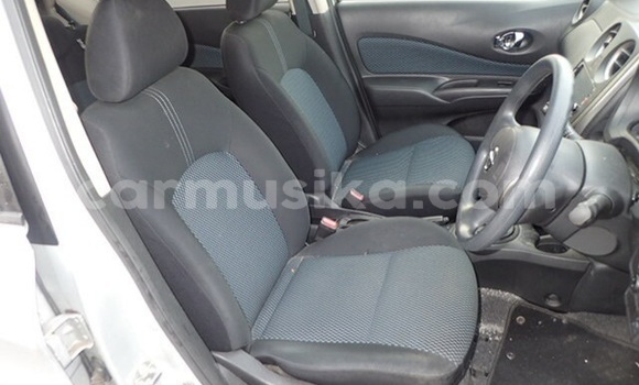 Acheter Occasion Voiture Nissan Note Gris à Beitbridge, Matabeleland South Acheter Occasion Voiture Nissan Note Gris à Beitbridge, Matabeleland South