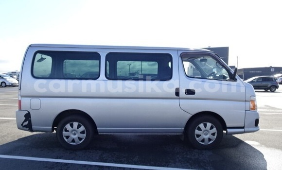 Acheter Occasion Voiture Nissan Caravan Gris à Beitbridge, Matabeleland South Acheter Occasion Voiture Nissan Caravan Gris à Beitbridge, Matabeleland South